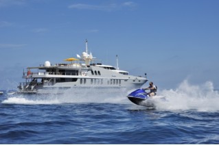 The Yacht OBSESSION - Jet Ski